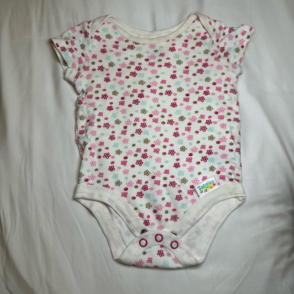 Taegies Toobydoo Pink Floral Baby Onesie Size 6M